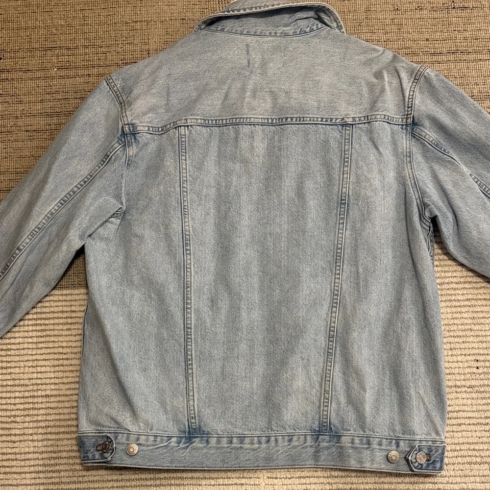 Oversized Trucker Denim Jacket - Picture 5 of 5